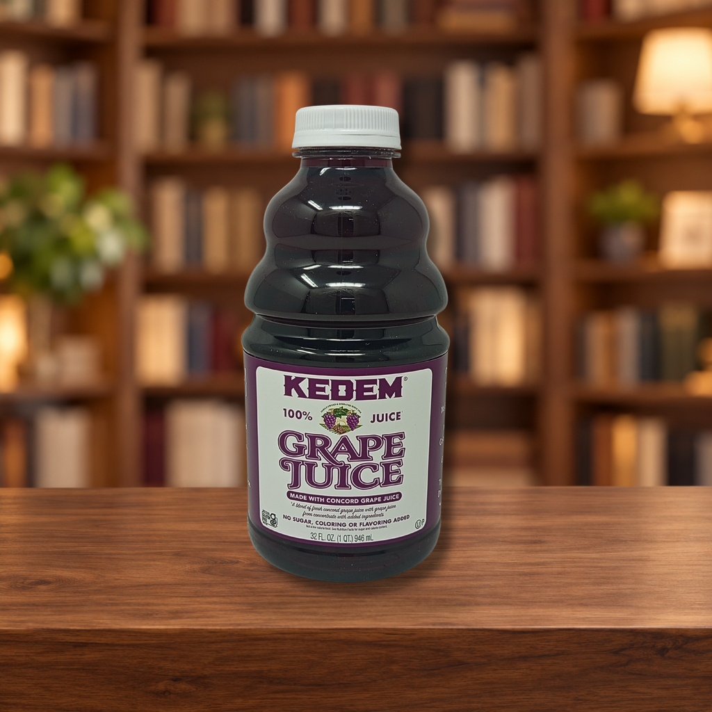 Jugo Kedem envase de plástico 946ml 32Oz — ambientación en biblioteca
