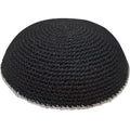 Kipa tejida de 17 cm - Negra con línea plateada 16357
