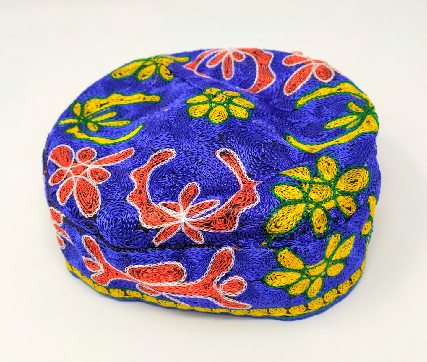 58 cm embroidered multicolor kipa. 10106