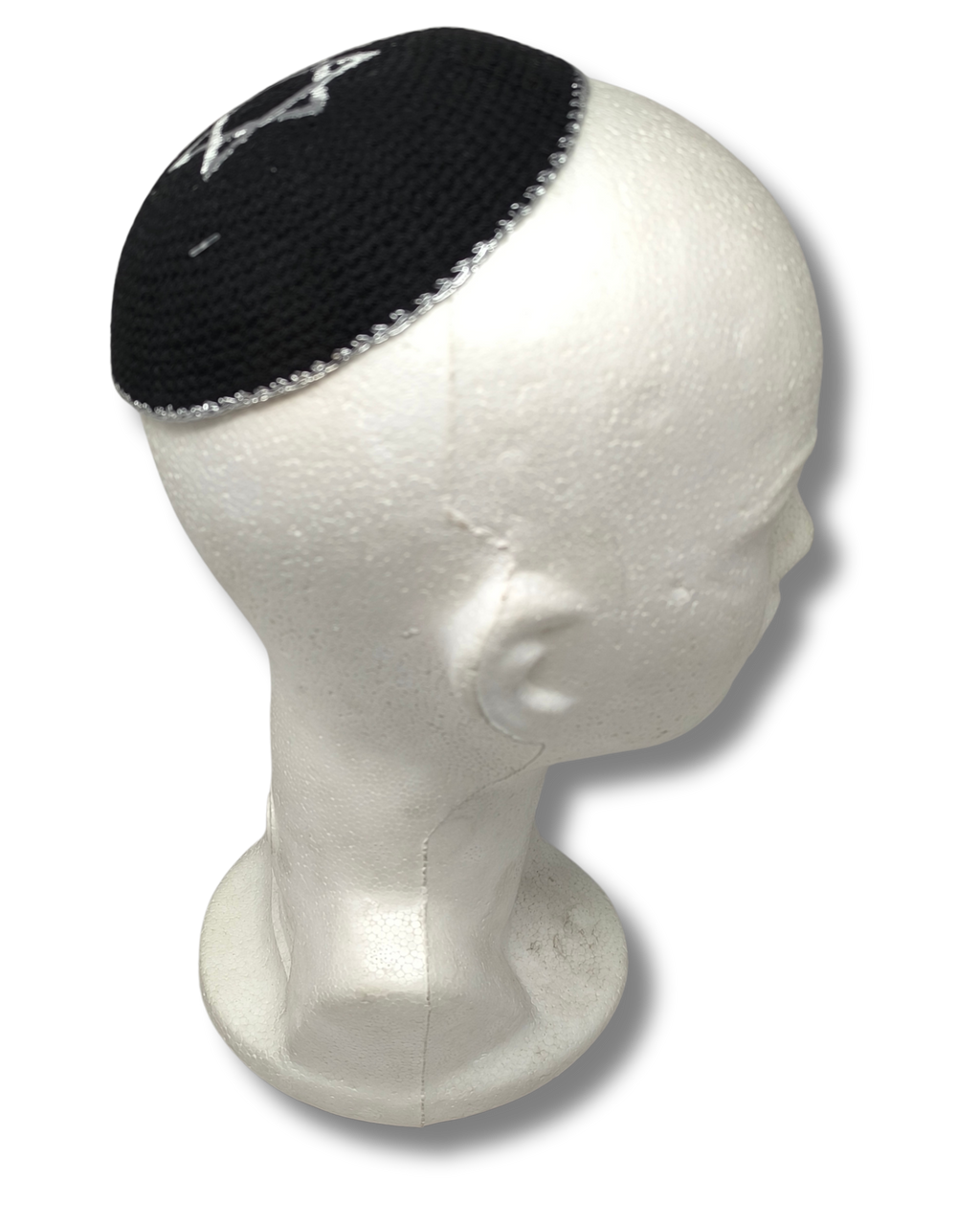 Kipá Tejida Negra con Bordado Plateado de Maguén David – 16 cm, 16304