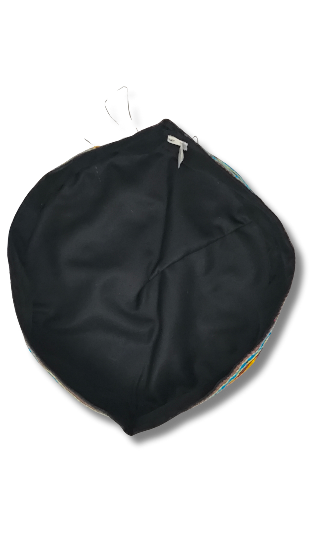 Kipa multicolor bordada de 56 cm. 10105
