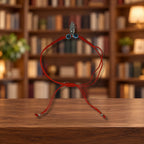 Pulsera de hilo rojo Hamsa con 2 ojitos 102102 — ambientación en biblioteca