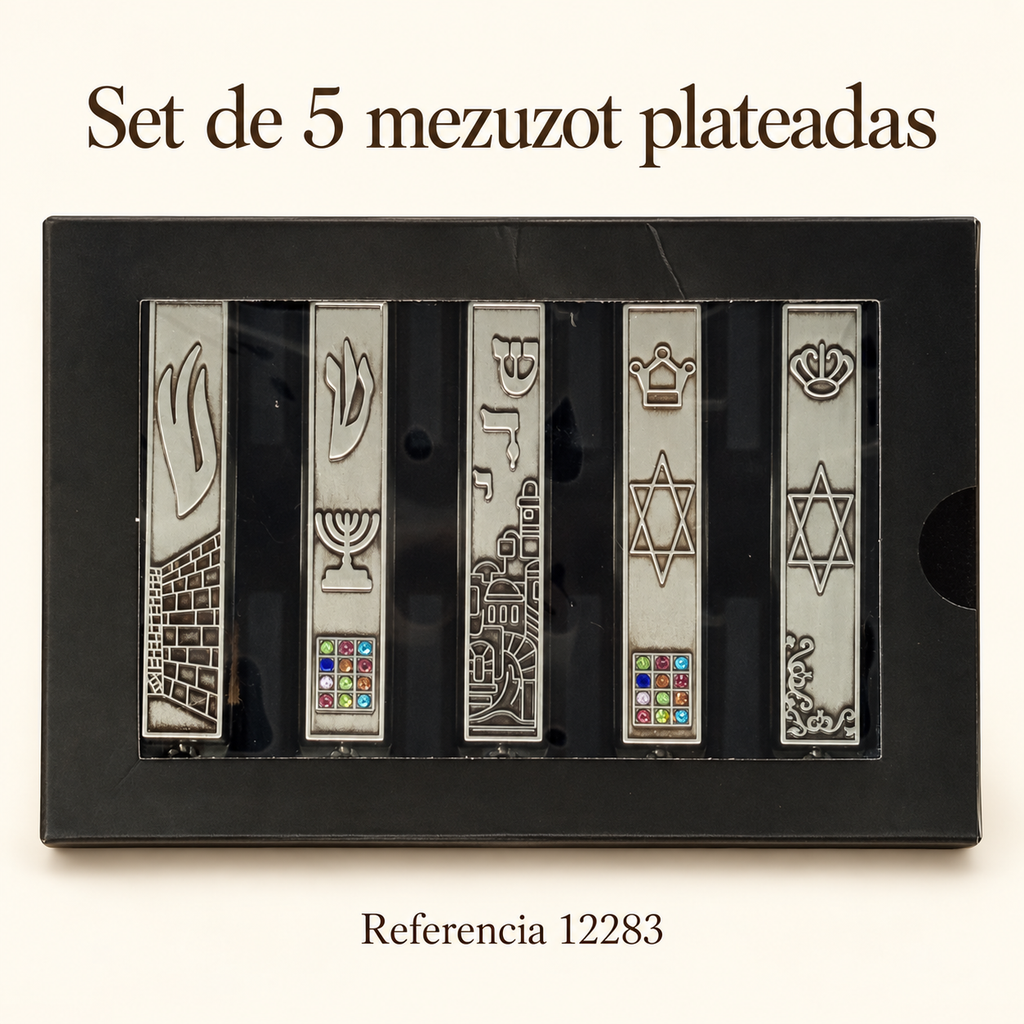 Set de 5 mezuzot plateadas, referencia 12283; presentación del producto