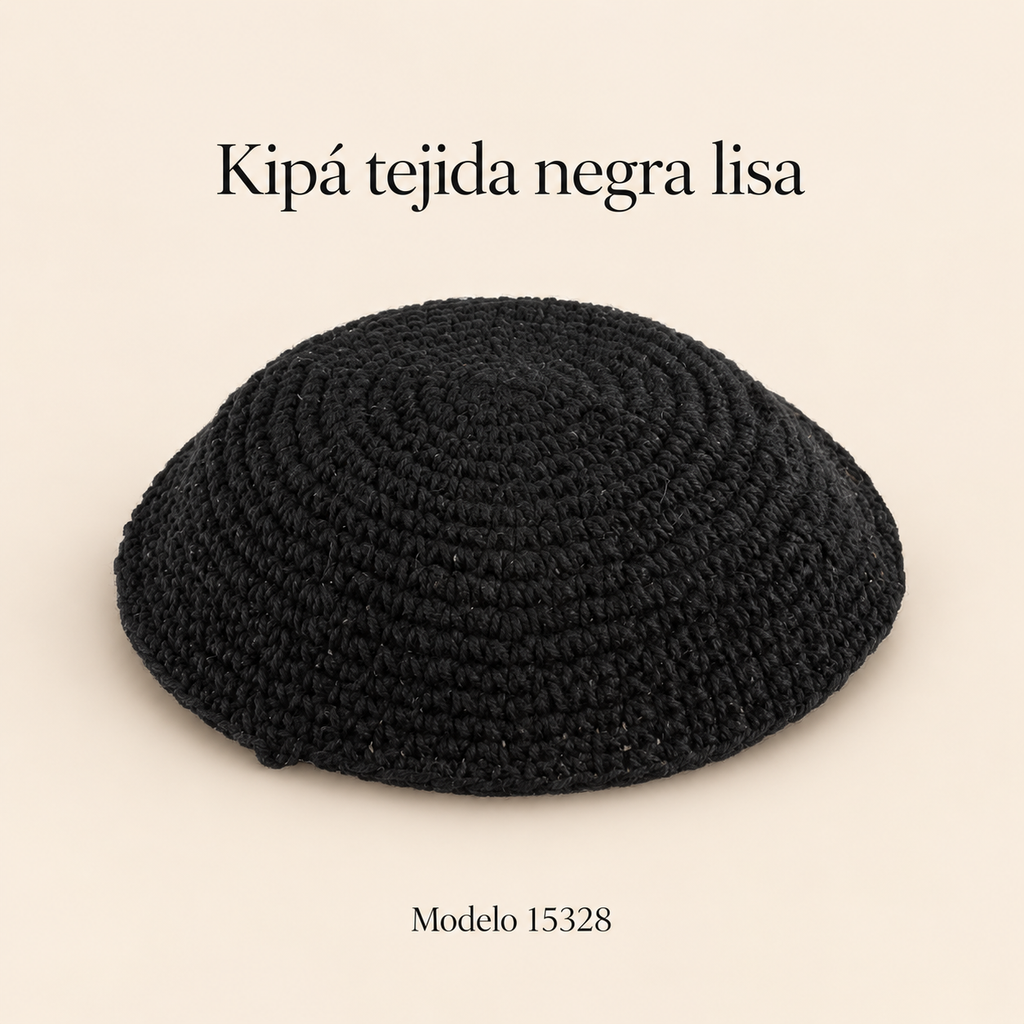Kipá tejida negra lisa, modelo 15328; presentación del diseño
