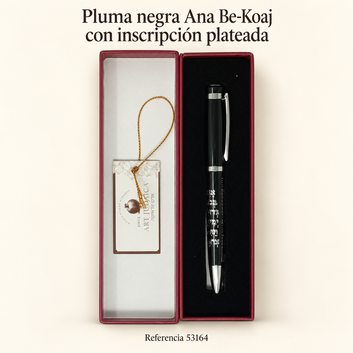 Pluma negra Ana Be-Koaj con inscripción plateada; presentación del producto