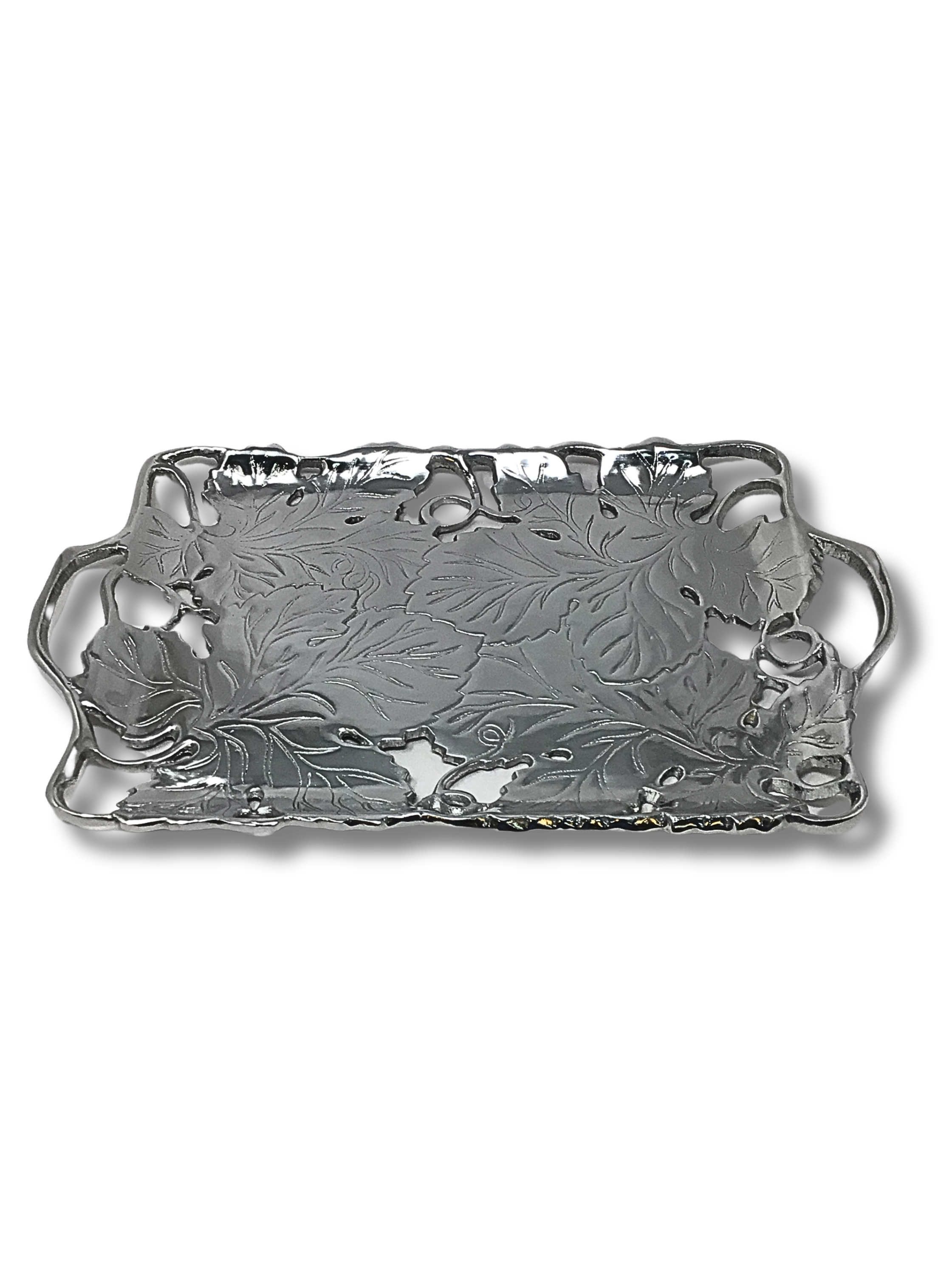 Pewter tray decorated with leaves 18832