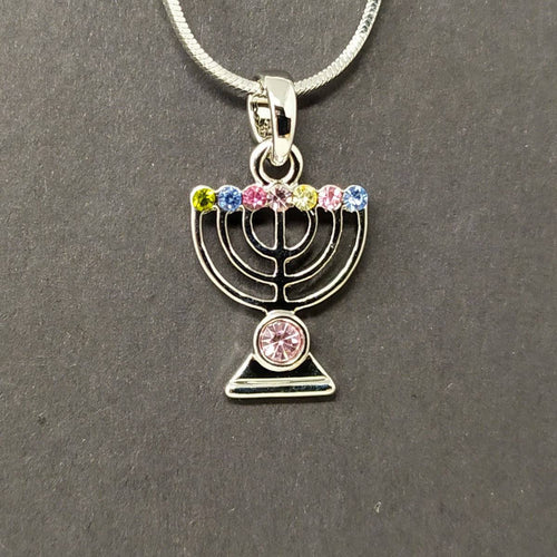 Collar de rodio menora plateada con piedra base de colores 125 - Libreria Jerusalem Centro