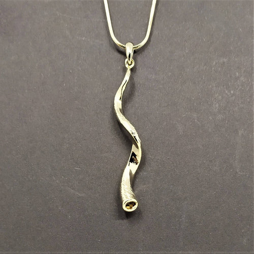 Collar de shofar dorado 10950 - Libreria Jerusalem Centro