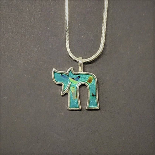 Collar Jai cromado en verde 10129 - Libreria Jerusalem Centro